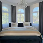 Leuchtturm Hotel