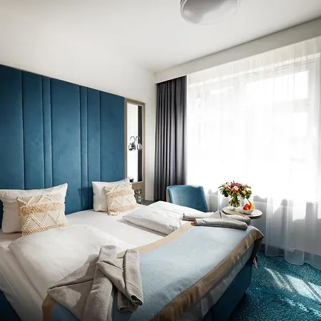 Leuchtturm מלון 3*