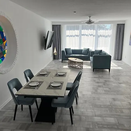 Leuchtturm Hotel Timmendorfer Strand