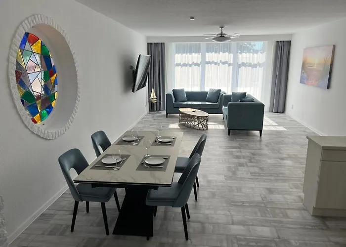 Leuchtturm Hotel Timmendorfer Strand